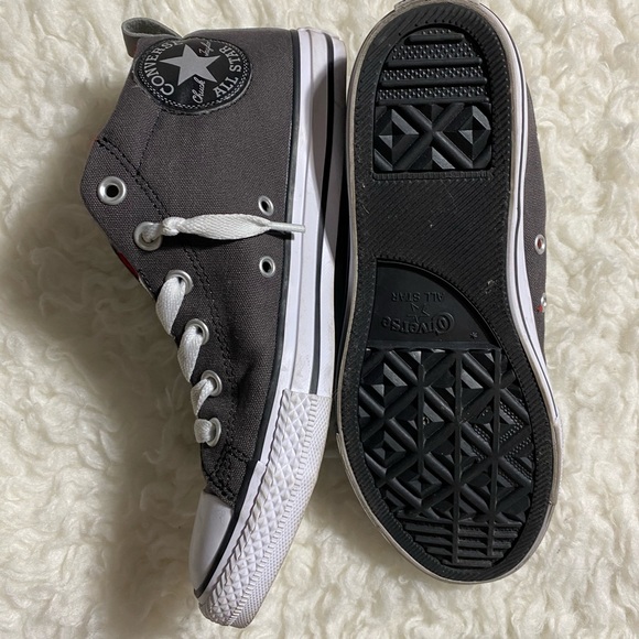 grey mid top converse